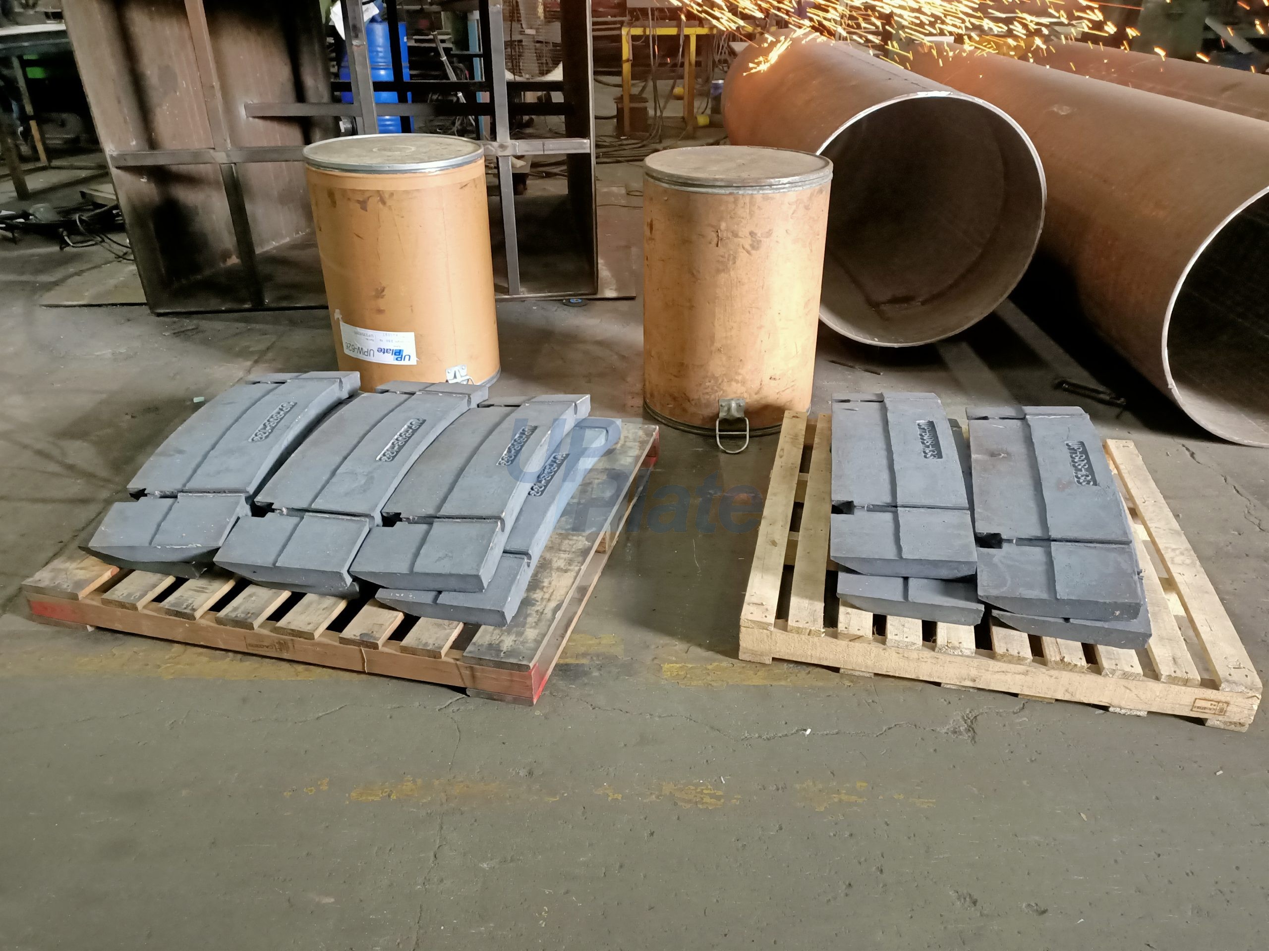 導塊外側耐磨護板